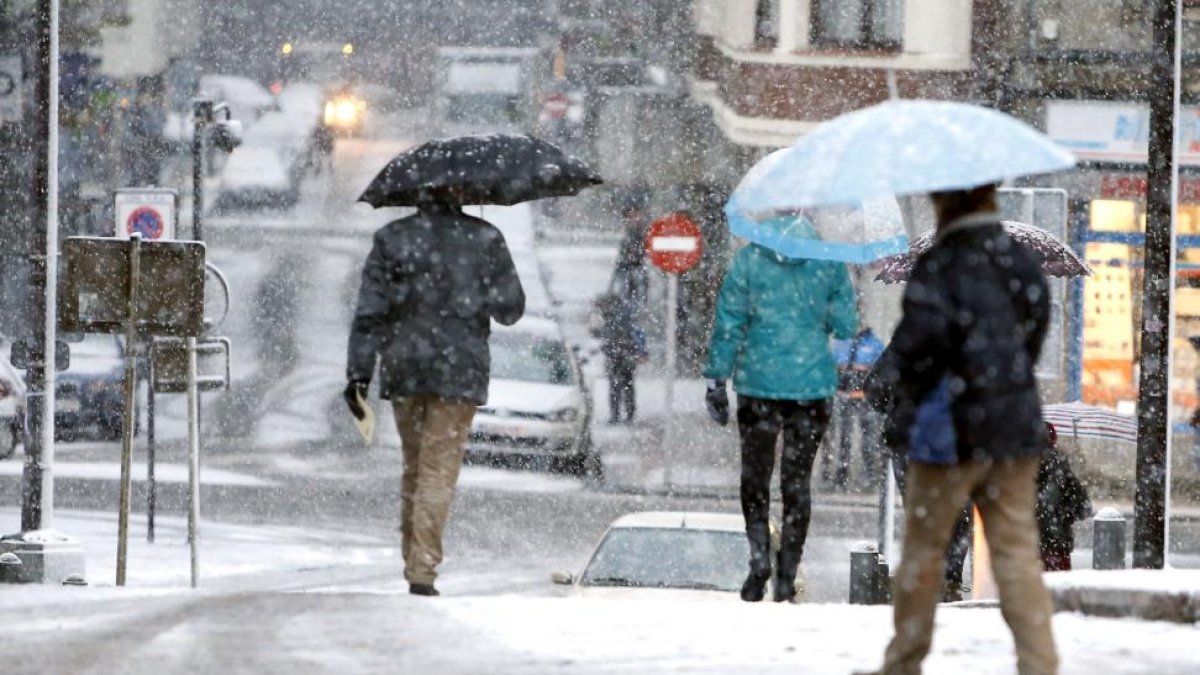 Nieve en la capital leonesa-ICAL