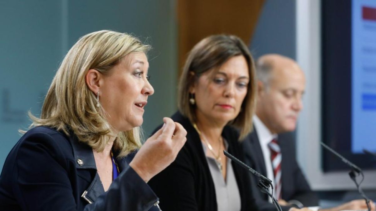 Rueda de prensa del Consejo de Gobierno a cargo de la Consejera Portavoz Milagros Marcos y la consejera de Hacienda Pilar del Olmo.-ICAL