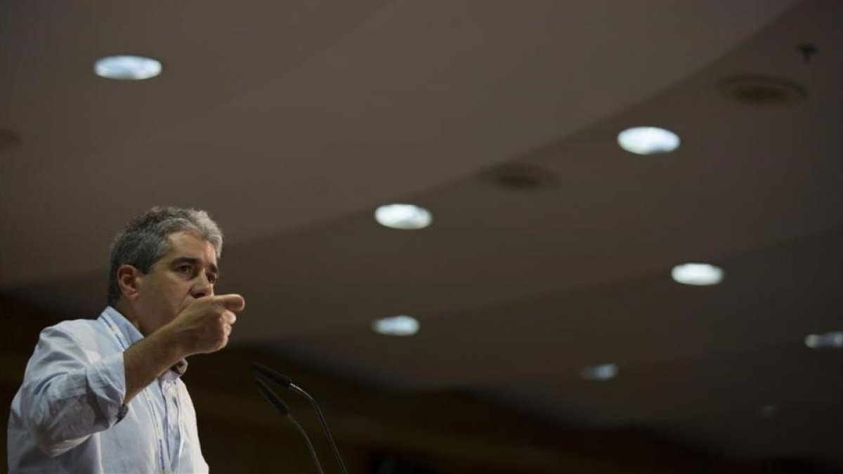 El candidato de CDC a las generales, Francesc Homs, en un consejo nacional del partido.-ALBERT BERTRAN