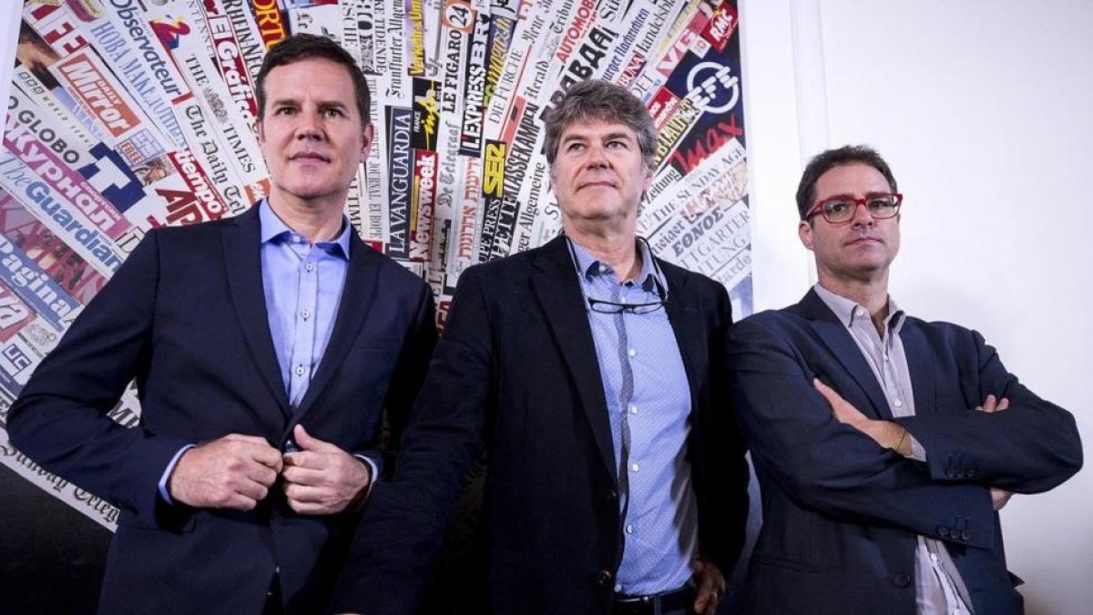 James Hamilton, Juan Carlos Cruz y José Andrés Murilla, víctimas de pederastia, en Roma.-/ ANGELO CARCONI