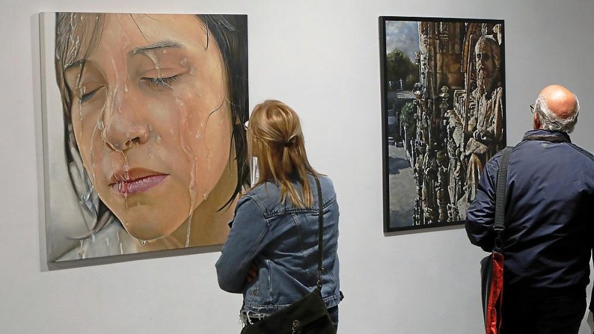 En la imagen superior,la obra ganadora, A la izquierda, Pascual Aranda.-LOSTAU