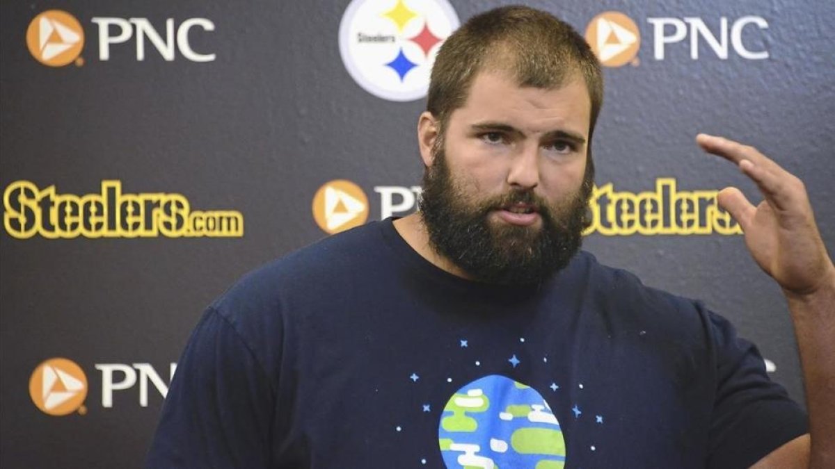 Alejandro Villanueva, de los Pittsburgh Steelers-AP / LAKE FONG