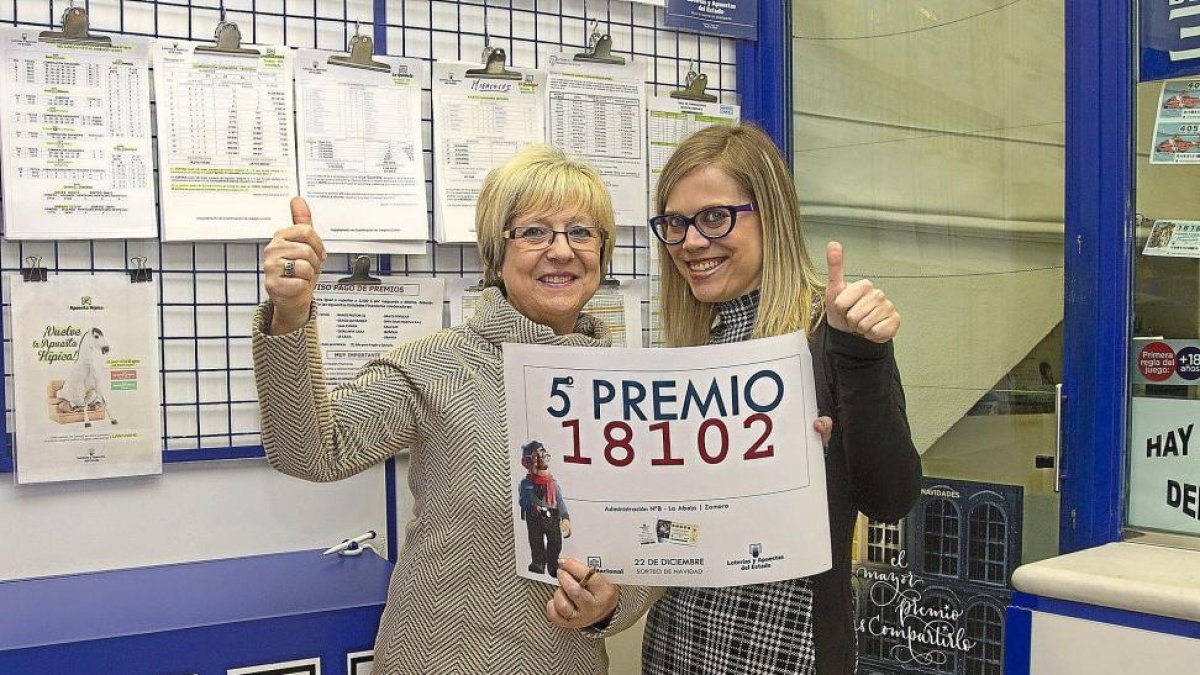 Fonsi Crespo y Patricia Crespo, propietarias de la administración nº 8 de Zamora.-M. Deneiva