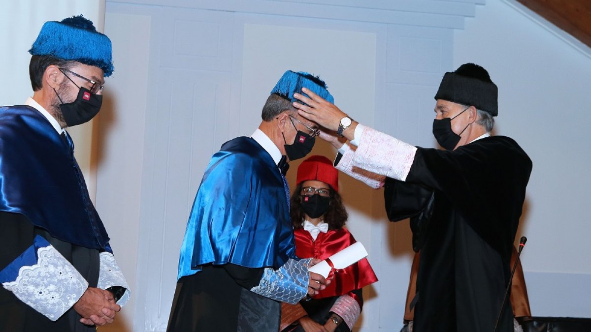 Juan Lema, investido Doctor “Honoris Causa