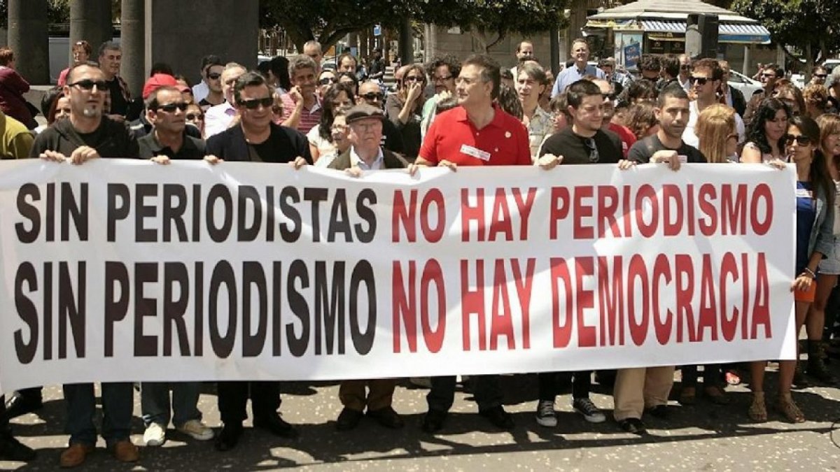 Concentración de periodistas. Imagen de archivo. - EM