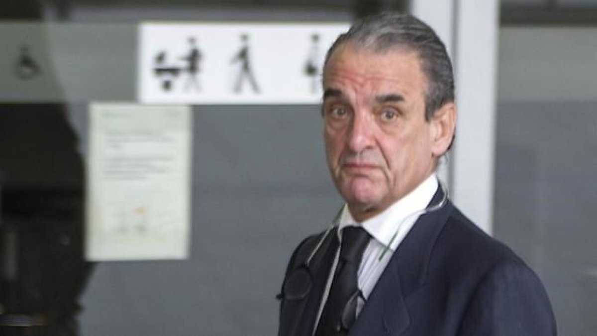 Mario Conde, en la Ciutat de la Justícia el 2 de marzo del 2015.-
