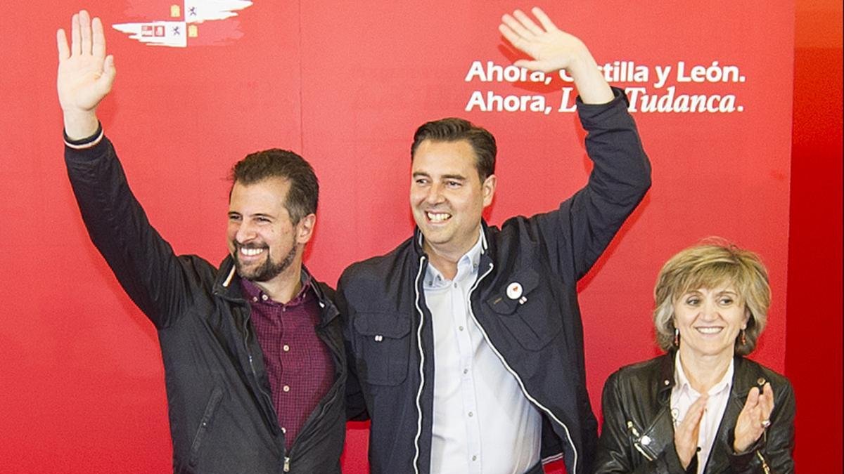 Luis Tudanca, Daniel de la Rosa y María Luisa Carcedo, en el mitin celebrado ayer en Burgos.-ISRAEL L. MURILLO