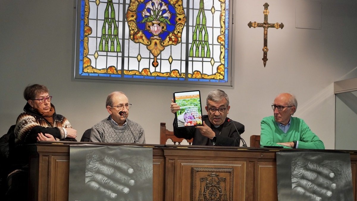 El arzobispo de Valladolid, Luis Argüello en la presentación de la memoria anual de Manos Unidas de Valladolid.- ICAL