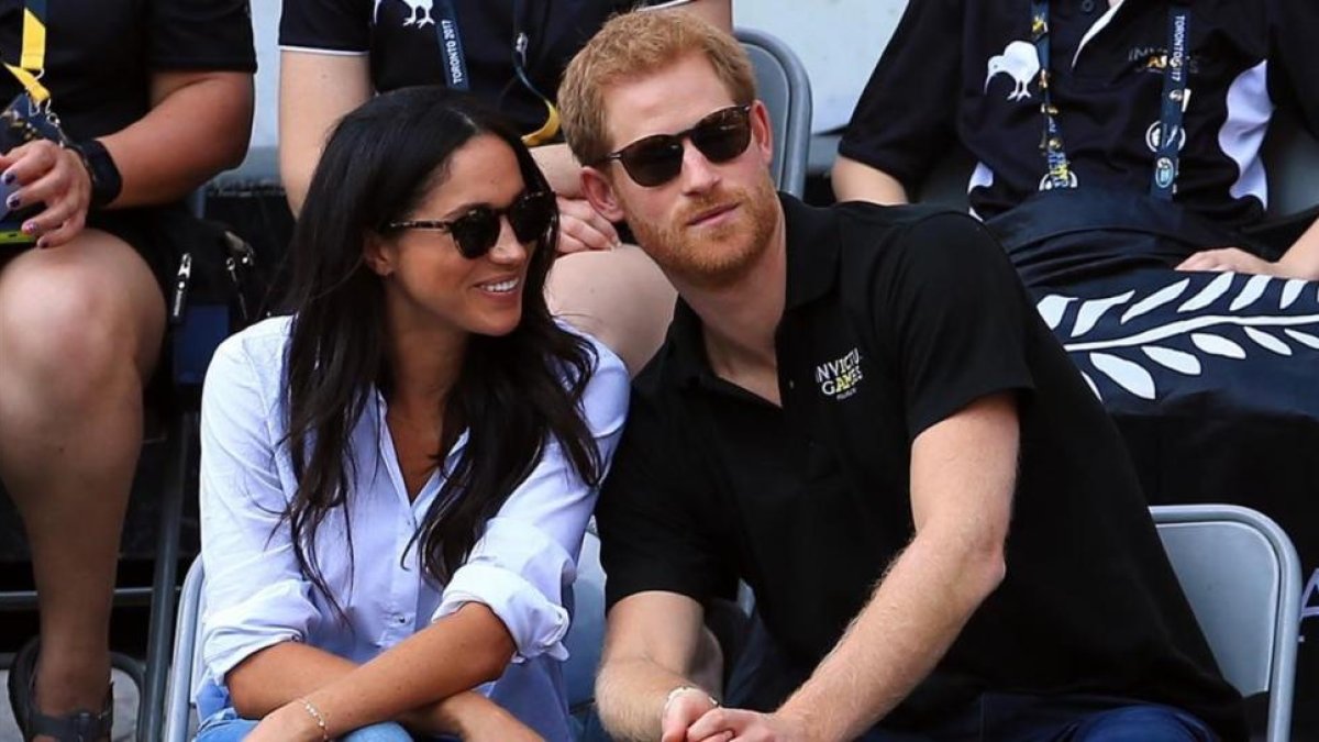 El príncipe Enrique y Meghan Markle, en los Juegos Invictus en Toronto, el pasado 25 de septiembre.-VAUGHN RIDLEY