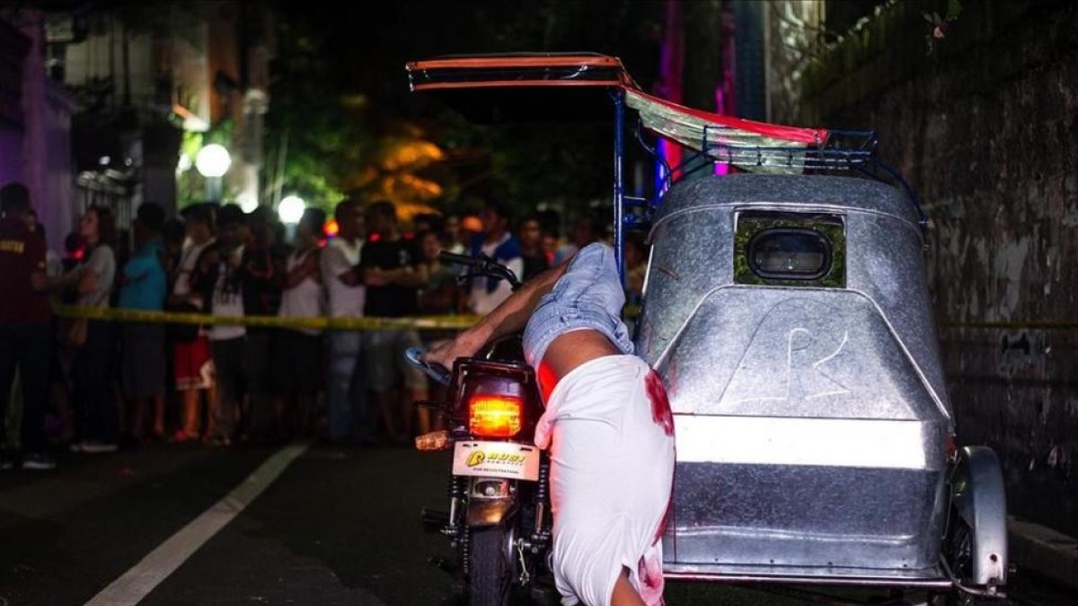Estas son las imágenes de la guerra sucia del presidente de Filipinas contra el 'narco' NOEL CELIS La guerra sucia del presidente filipino, Rodrogo Duterte, contra el 'narco'.-NOEL CELIS