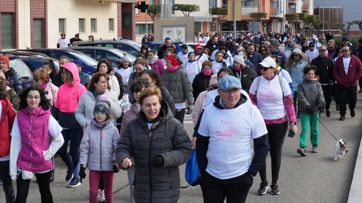 XII Edición de 'Arroyo en Marcha', carrera que recauda fondos contra el cáncer en Arroyo de la Encomienda - J.M. LOSTAU