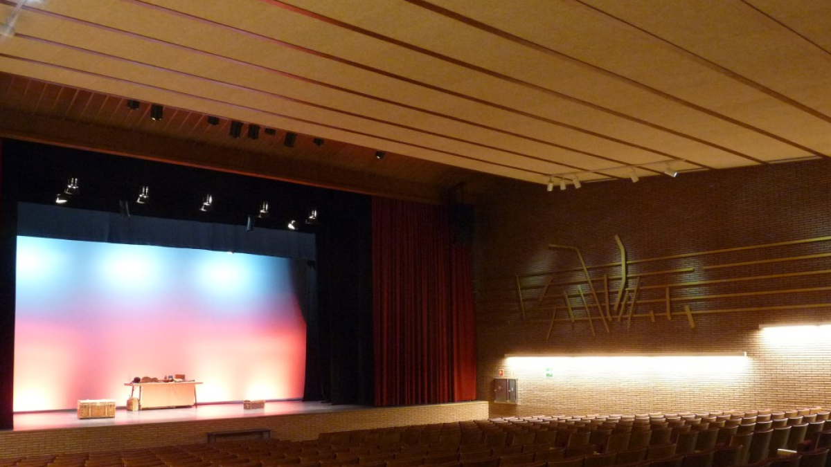 Auditorio del Centro Cívico de Parquesol. -ARQUITECTURAVA