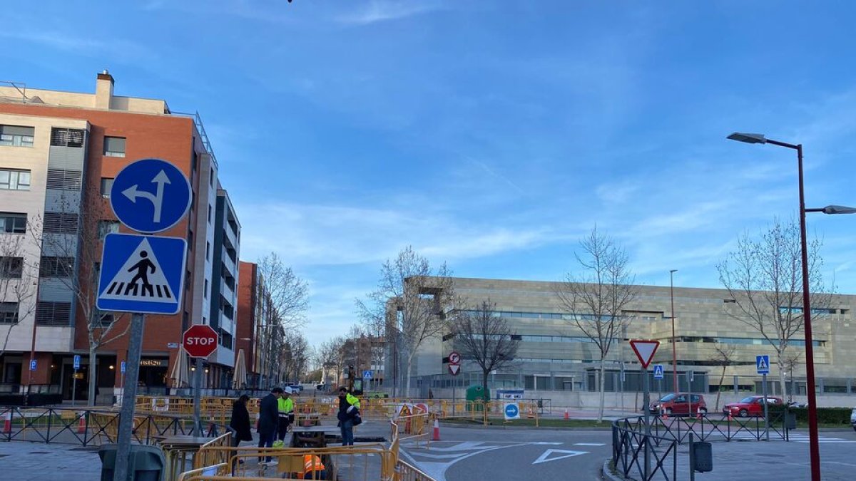 Obras de la biomasa en Villa del Prado. / E. M.