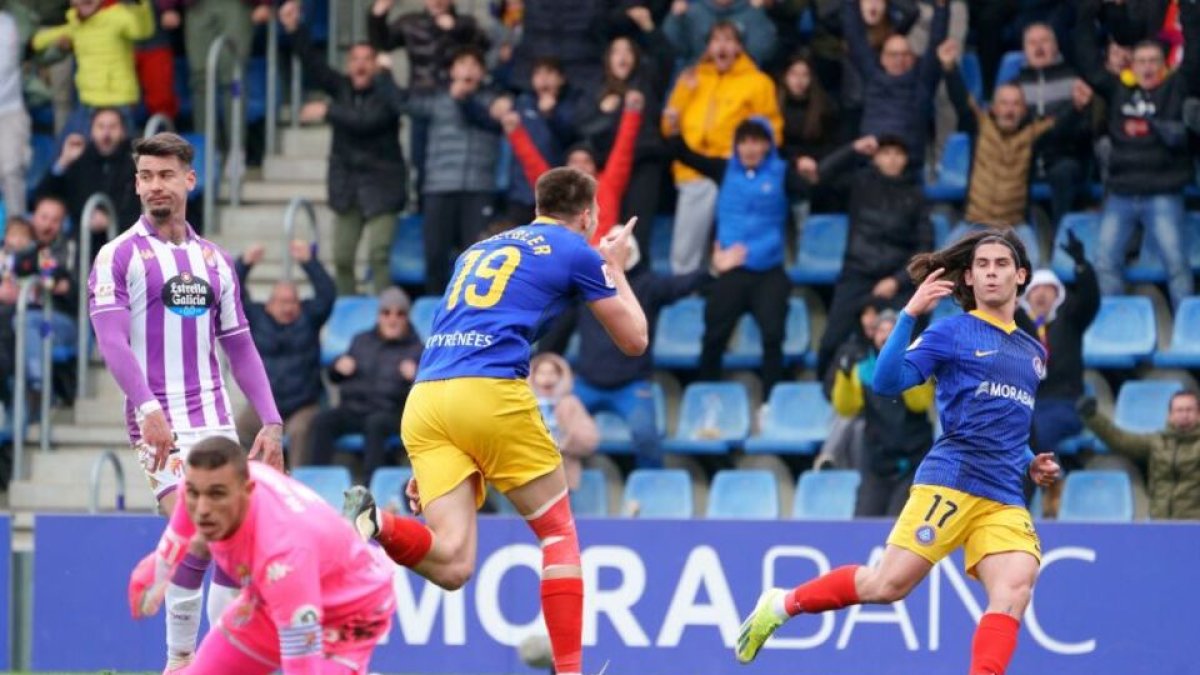 Masip y Luis Pérez lamentan el gol del Andorra. / LALIGA