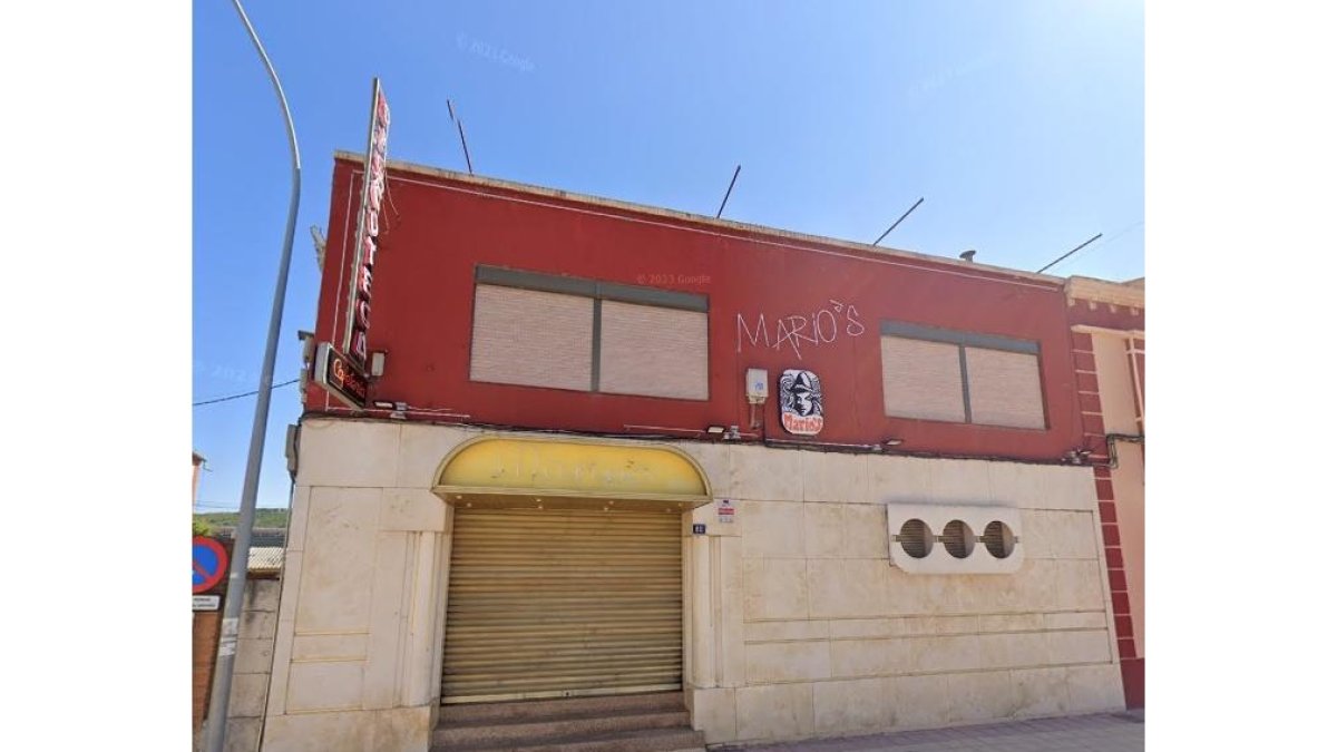 Exterior de la discoteca Mario's de Quintanilla de Onésimo.- GGL STW
