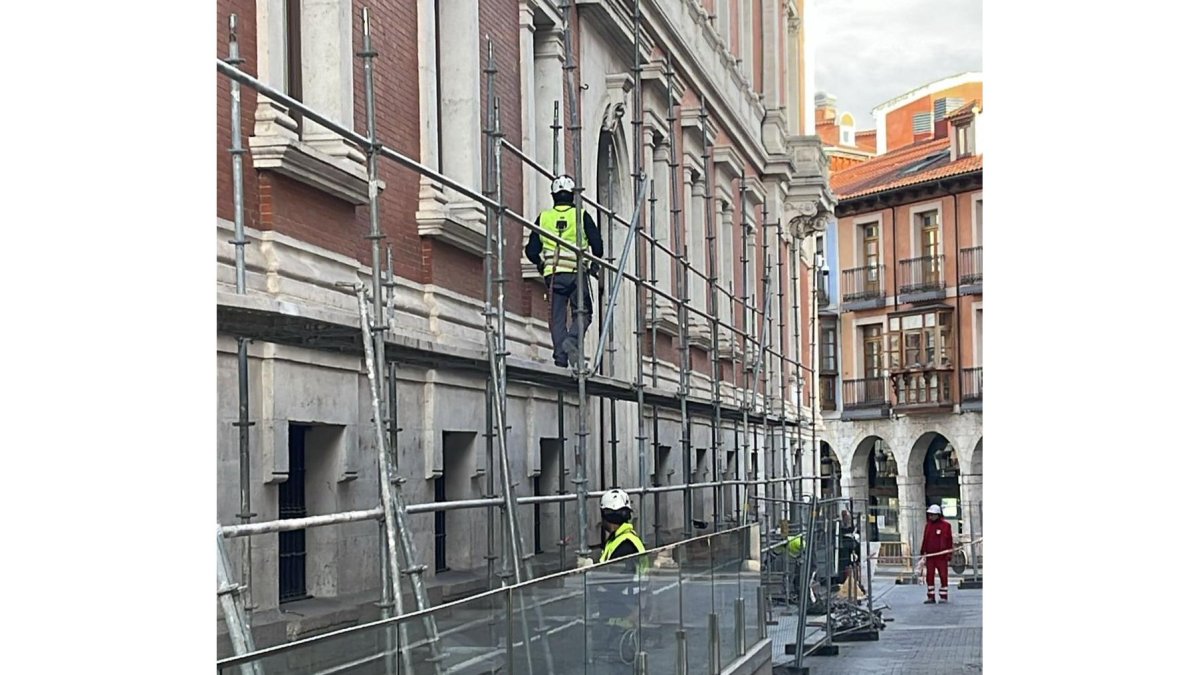 Obras en la Casa Consistorial de Valladolid - E.M.