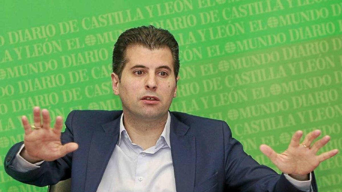 El candidato del PSOE a la Junta, Luis Tudanca-J.M.Lostau