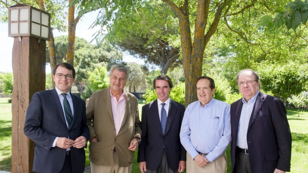 Mañueco, Posada, Aznar, Lucas y Herrera.-E. M.
