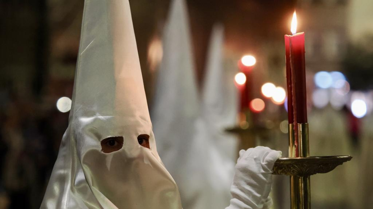 Procesión del Perdón y la Esperanza con el paso 'Jesús de la Esperanza'