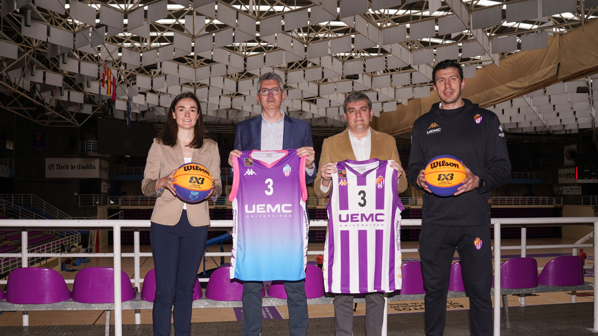 Celia García Paunero, Enrique Peral, Lorenzo Alonso y Sergio de la Fuente.