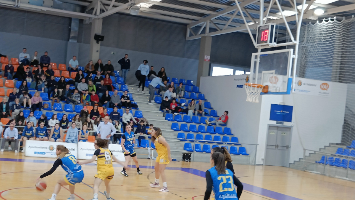 Partido entre Ponce y UE Mataró