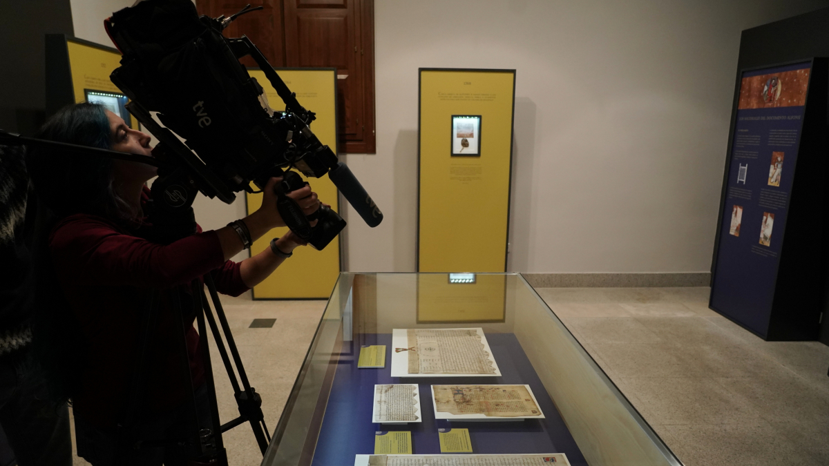 Exposición ‘El documento medieval en la cancillería de Alfonso X’