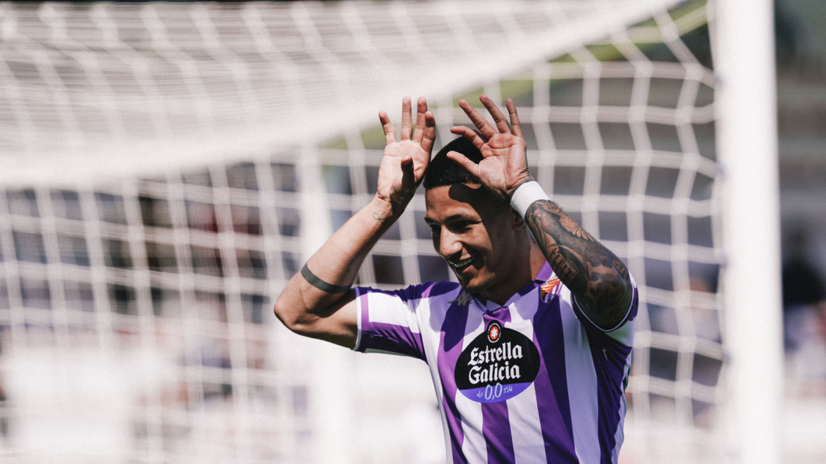 Marcos André celebra su gol al Amorebieta.