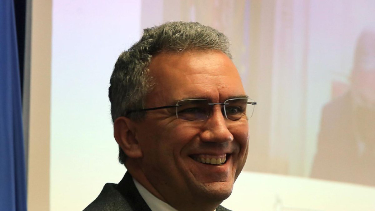 El senador del PSOE por Valladolid, Javier Izquierdo,, en una imagen de archivo.