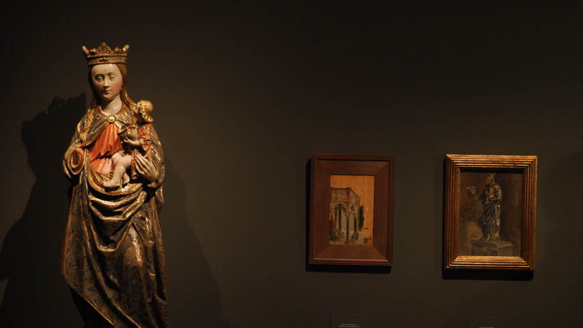 Junto a una talla del MNE, dos obras de juventud de Sorolla