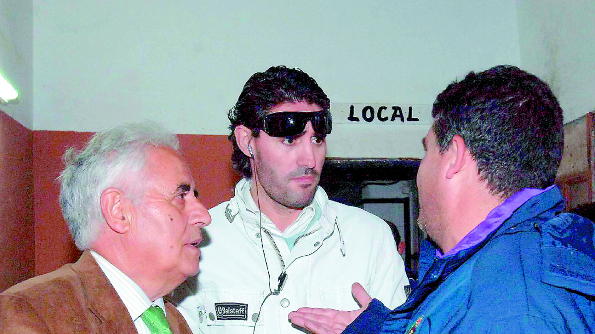 Deliciano Rueda, junto a Caminero y Onésimo, de espaldas.