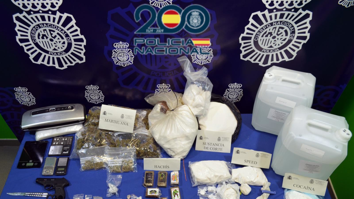 Sustancias intervenidas por la Policía Nacional en los registros realizados en Madrid y Valladolid.