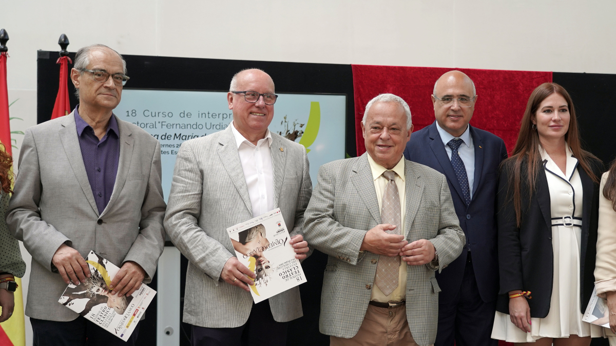 El consejero de Cultura, Turismo y Deporte, Gonzalo Santonja, presenta el XVIII Festival de Teatro Clásico en la Villa del Caballero 'Olmedo Clásico'