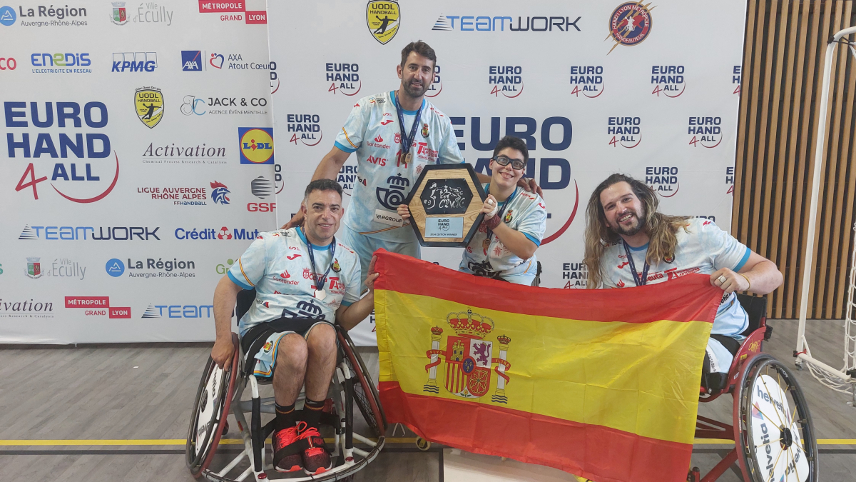 Óscar Perales, Lucía Martín, Javier Calleja y Víctor Fernández, Jhako, lograron ganar con la selección española de balonmano en silla de ruedas