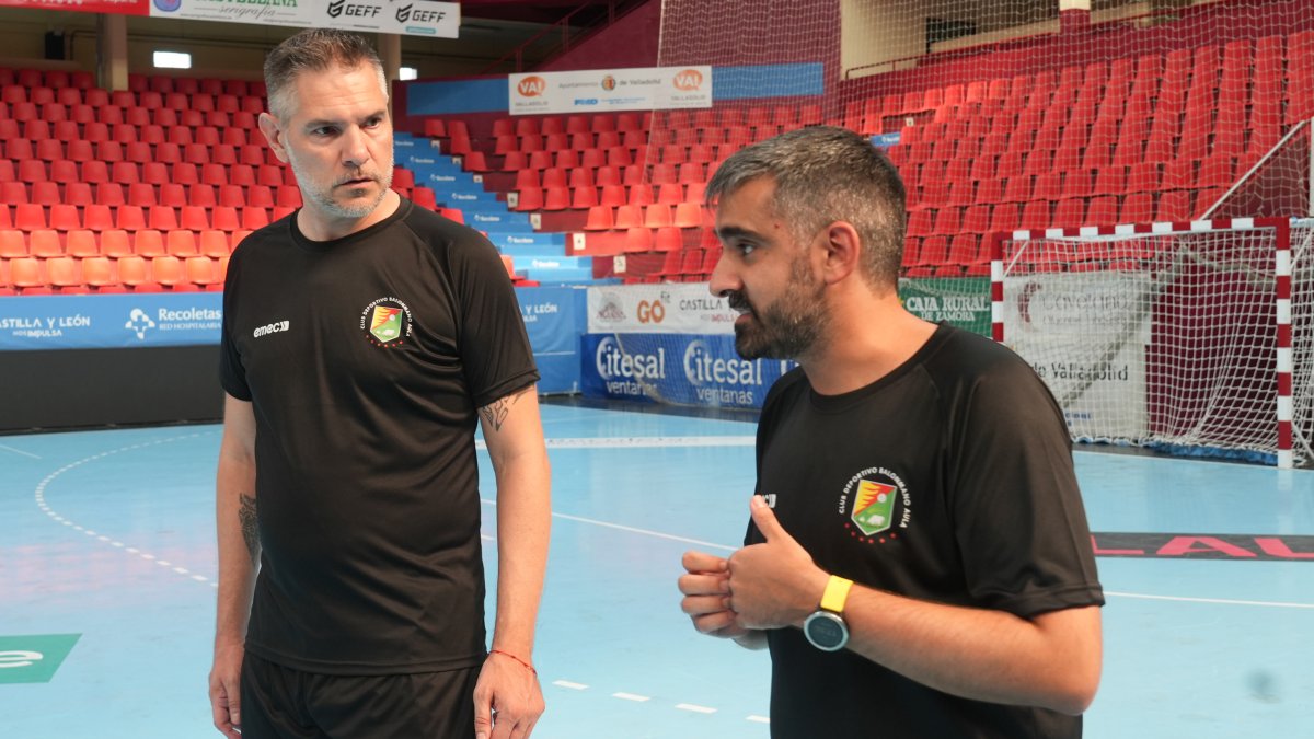 Primer entrenamiento del Caja Rural Aula con Salva Puig de entrenador