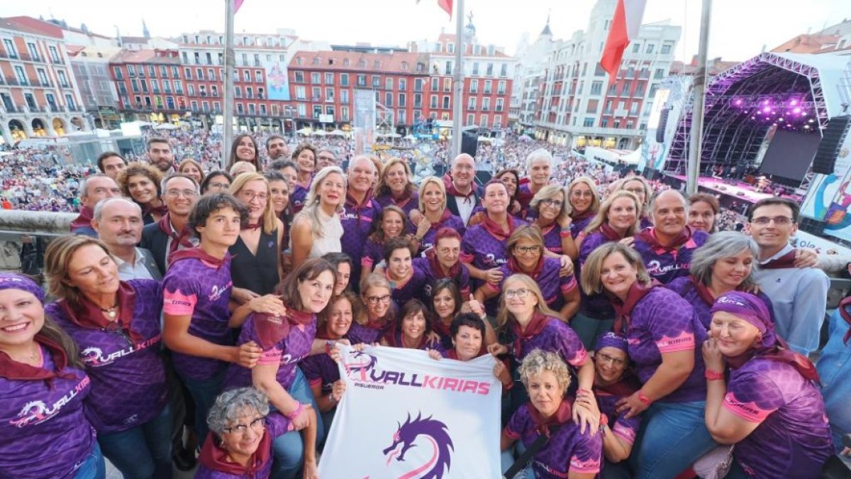 Una imagen de archivo del pregón de las fiestas de Valladolid a cargo de las Vallkirias Pisuerga