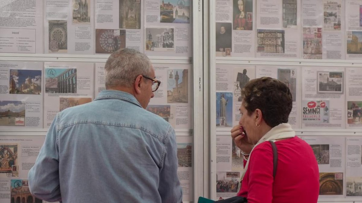 Imagen de la 62 Exposición Filatélica Nacional EXFILNA 2024 celebrada en la Cúpula del Milenio