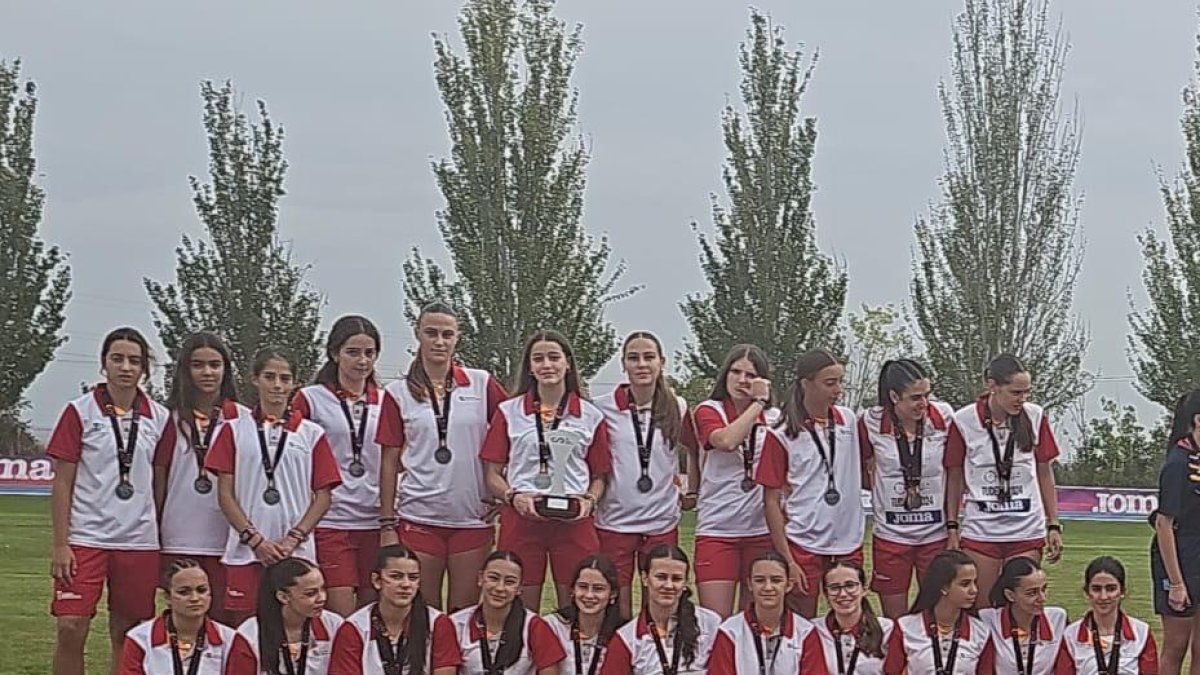 Selección femenina Sub-16 de Castilla y León, subcampeona de España.