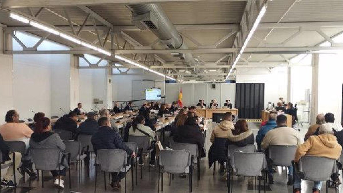 Los acusados permanecen en el 'macrojuicio' de la Feria de Valladolid.