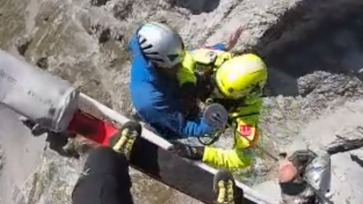 Rescate del 112 del montañero que acompañaba al vallisoletano fallecido.