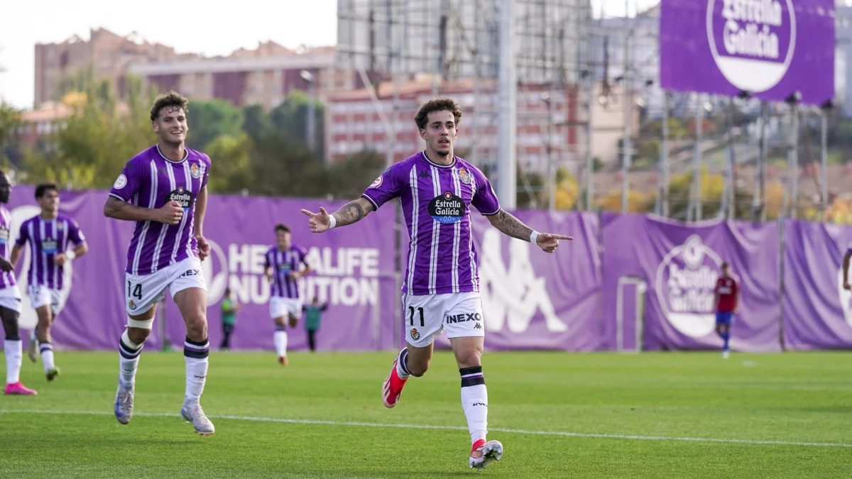 Xavi Moreno celebra el gol de la victoria del Promesas frente al Bergantiños