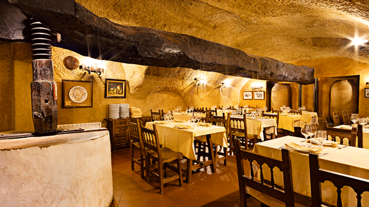 Restaurante 'La Cueva', en la localidad vallisoletana de Mucientes.