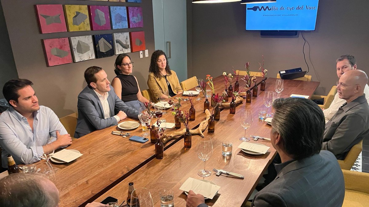 Ciudad de México y Guadalajara protagonizan la segunda jornada de promoción de la Milla de Oro del Vino de la provincia de Valladolid