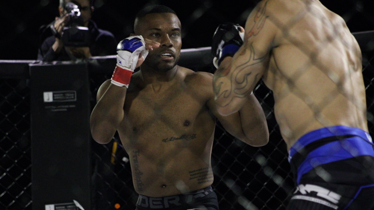 Francisco Javier Asprilla, durante el combate central de la velada