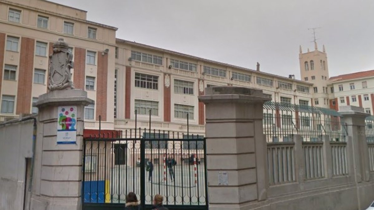 Colegio La Salle de Valladolid donde trabajaba como entrenador el investigado.