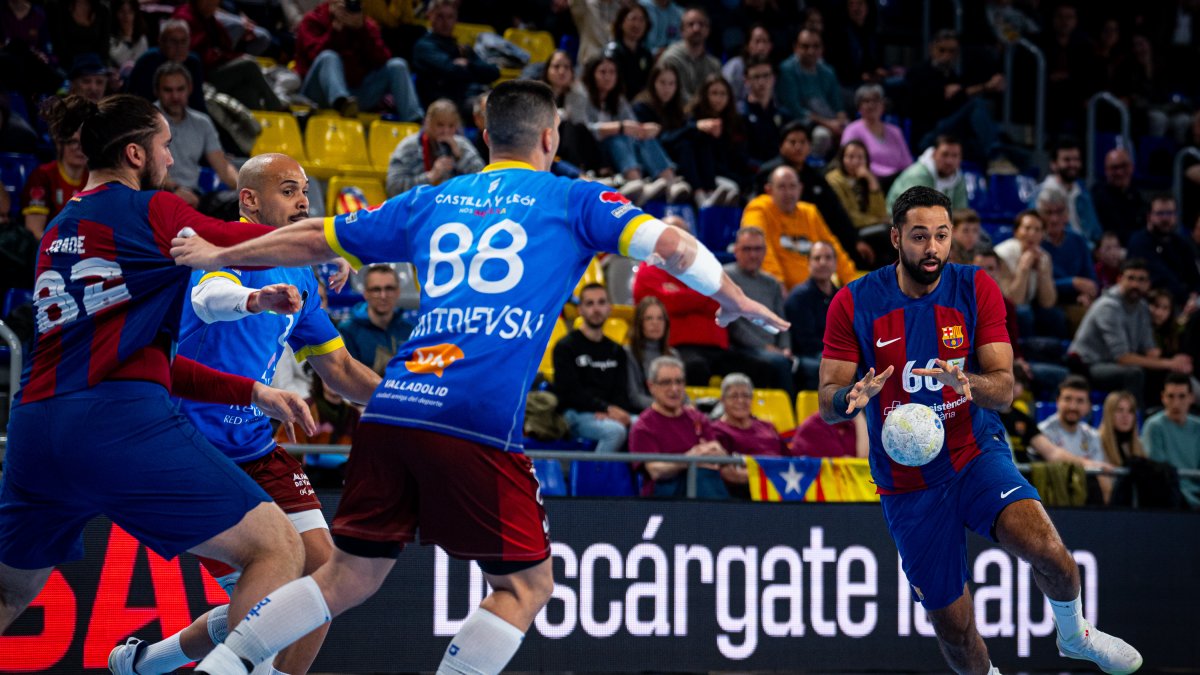 Acción del partido de la temporada pasada, que acabó 42-27.