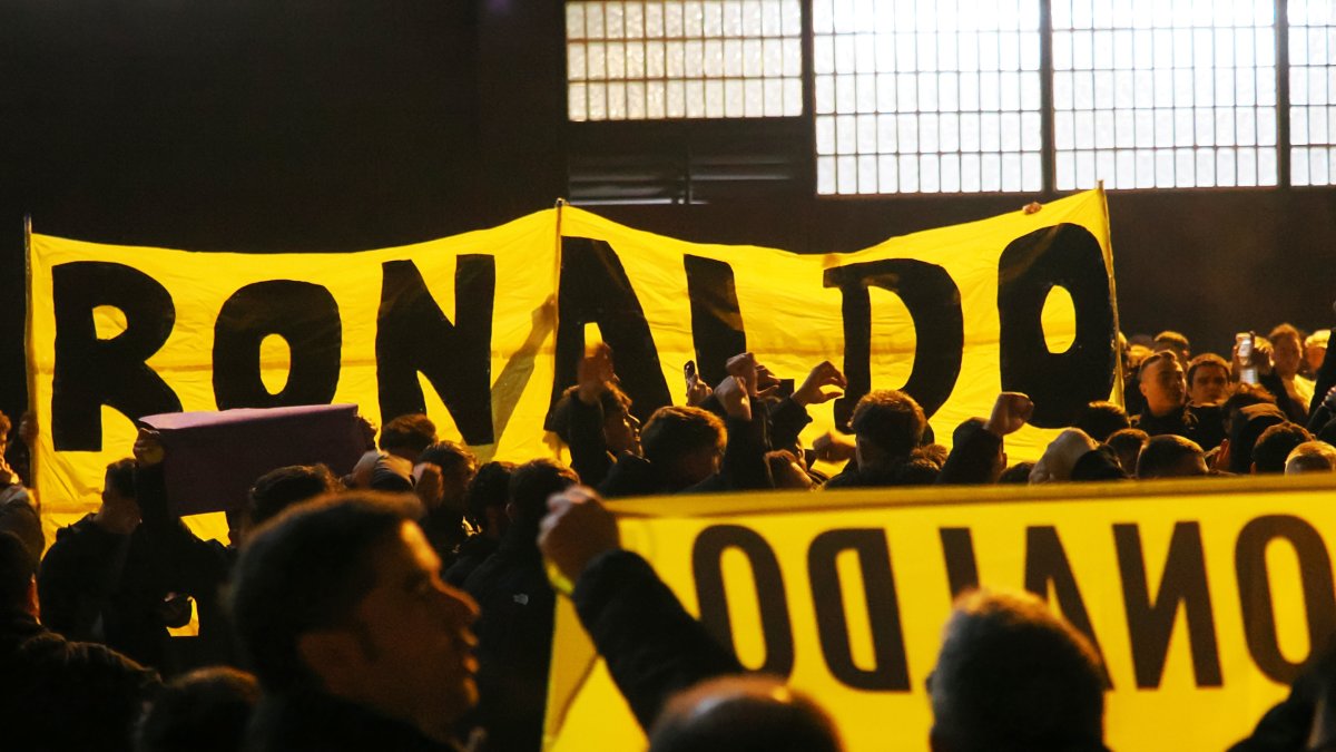 Aficionados en Zorrilla con el ‘Go Home’ contra Ronaldo