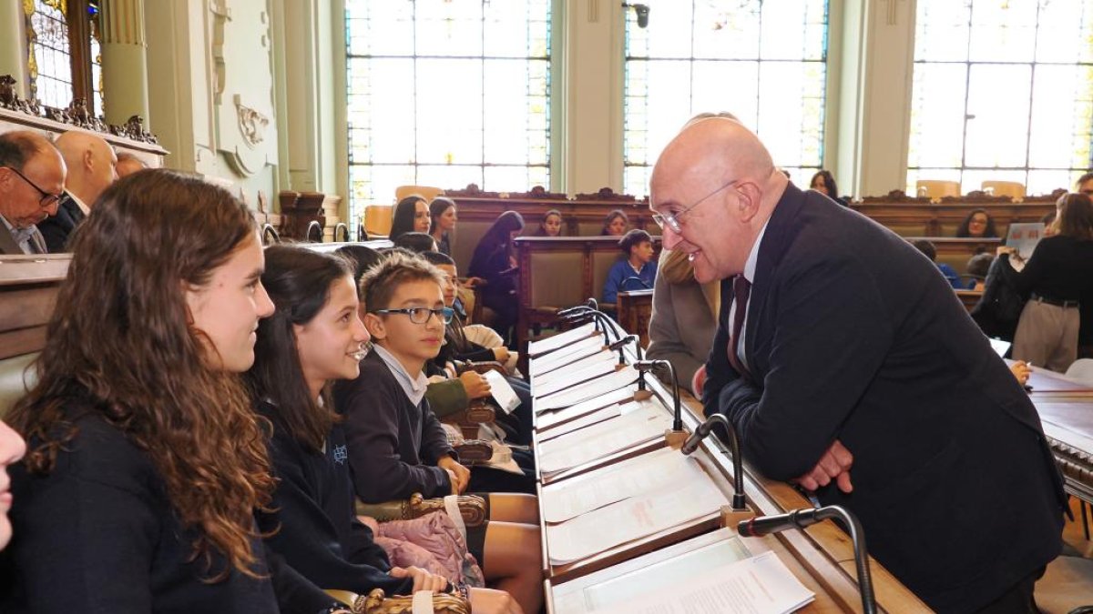 Pleno de la infancia en el Ayuntamiento de Valladolid.