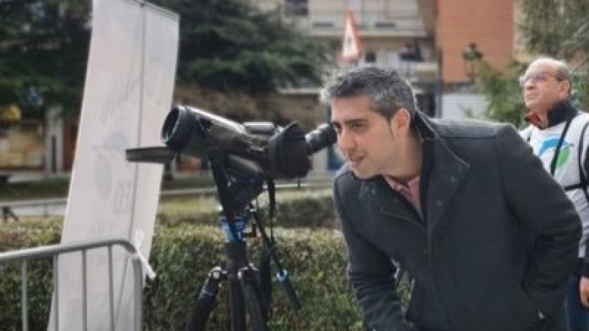 Alberto Burgos, en su foto de perfil de X.
