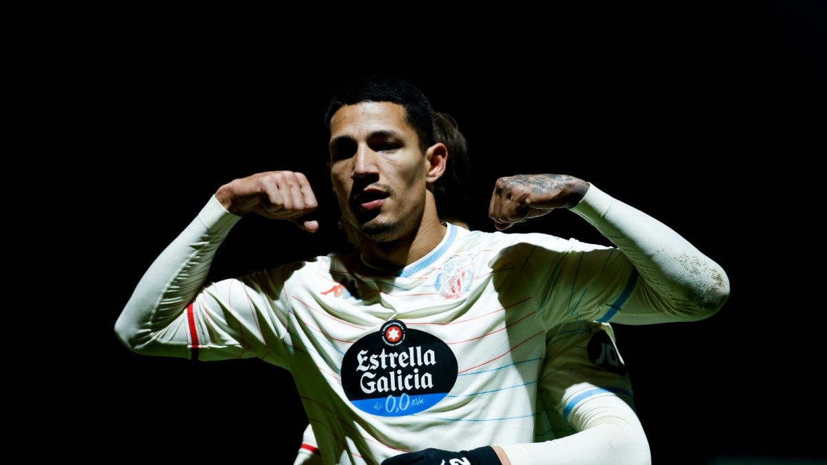 Marcos André celebra uno de sus goles ante el Real Ávila