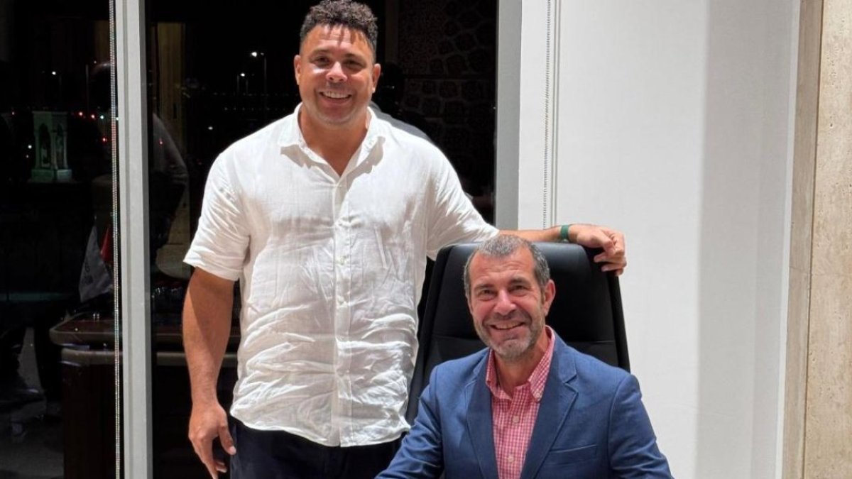Ronaldo y Espinar, quien abandona el con sejo de administración del club.